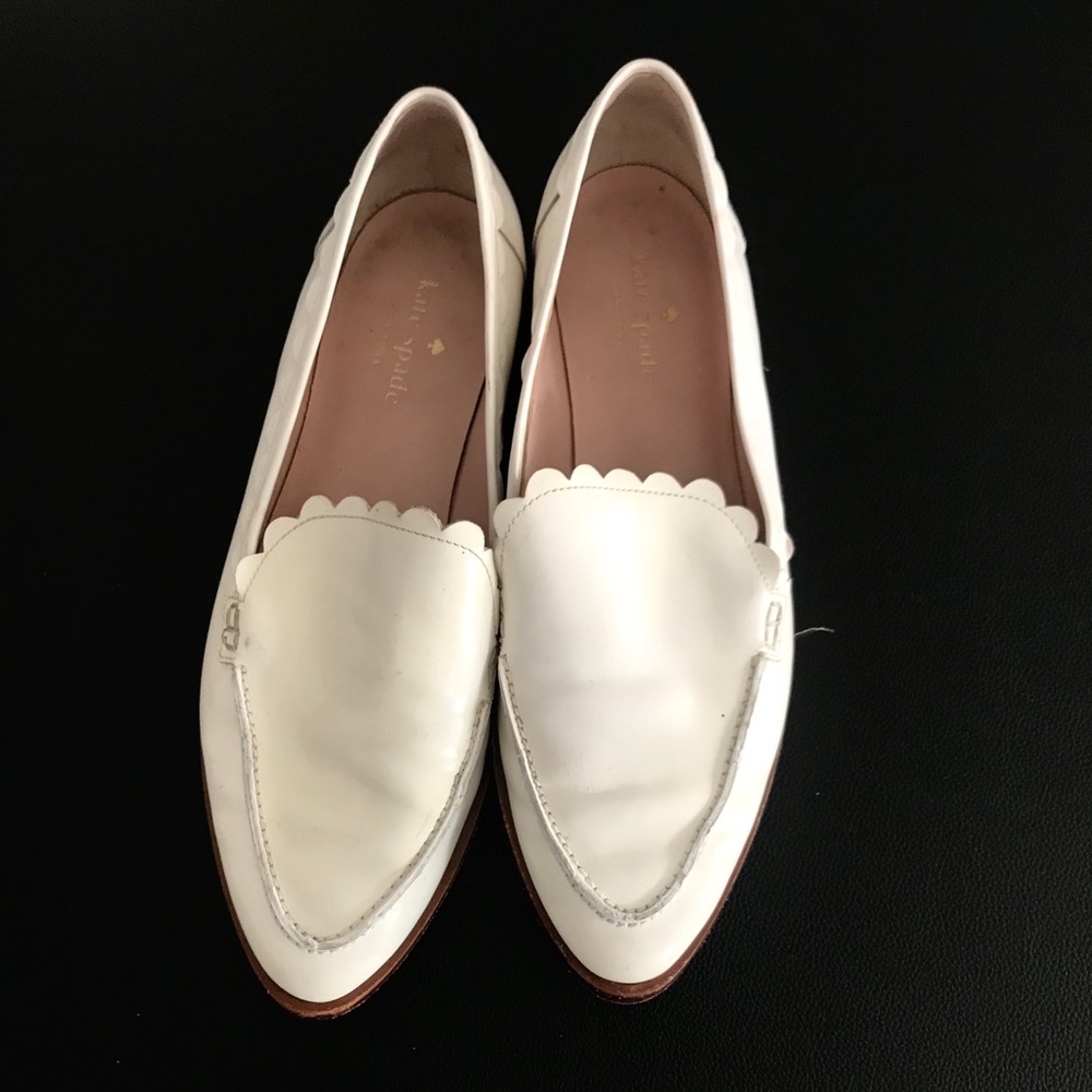 Kate Spade White loafers flat shoes Sz 8M